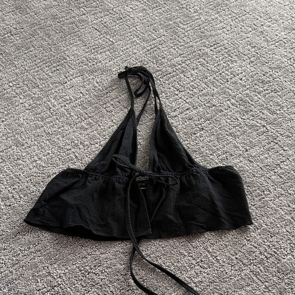 Black Halter Tie-Back Crop Top